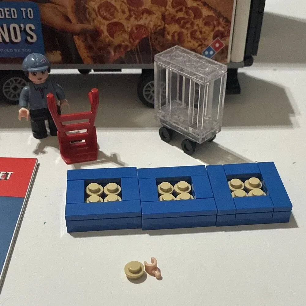 Domino’s Supply Chain Delivery Building Set 266pc Pizza Truck Complete Box